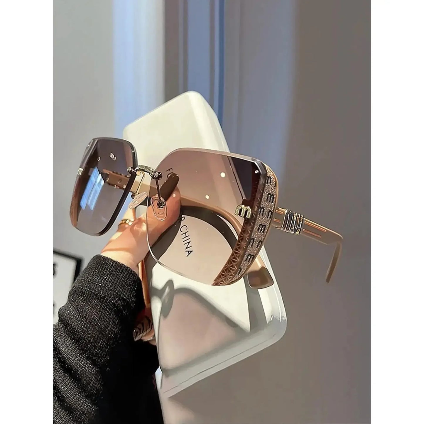 2026 Unisex Large-Frame Fashion Glasses